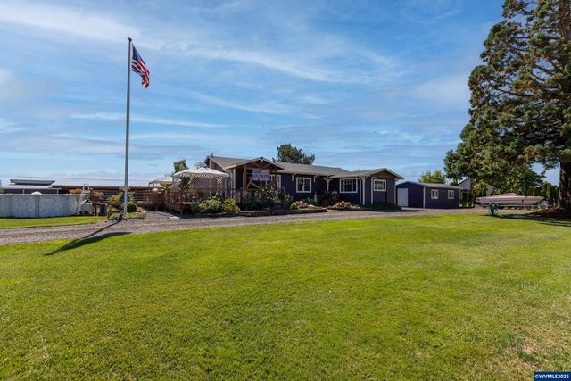 5686 Waconda Dr NE, Salem, OR 97305