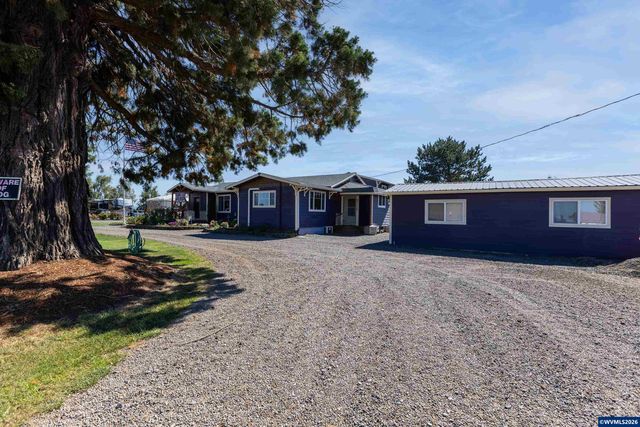 5686 Waconda Dr NE, Salem, OR 97305