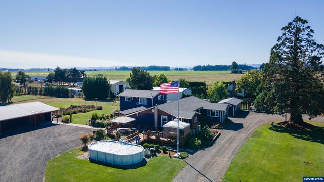 5686 Waconda Dr NE, Salem, OR 97305