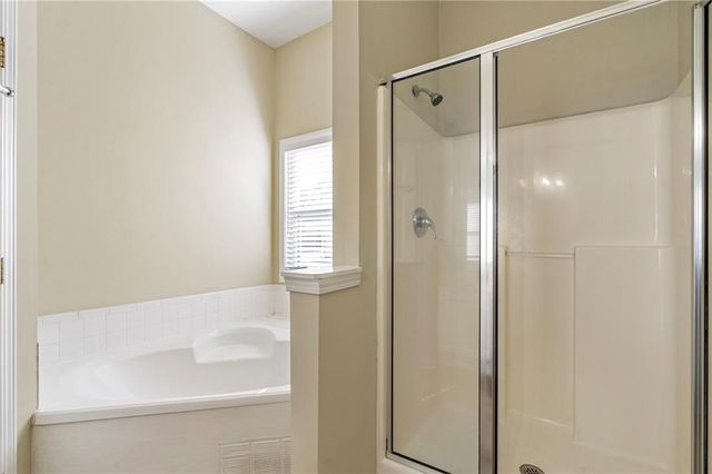 1020 Spring Ives Drive, Lawrenceville, GA 30043
