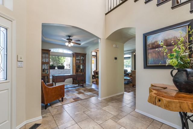10032 Bridgepointe Court NE, Albuquerque, NM 87111