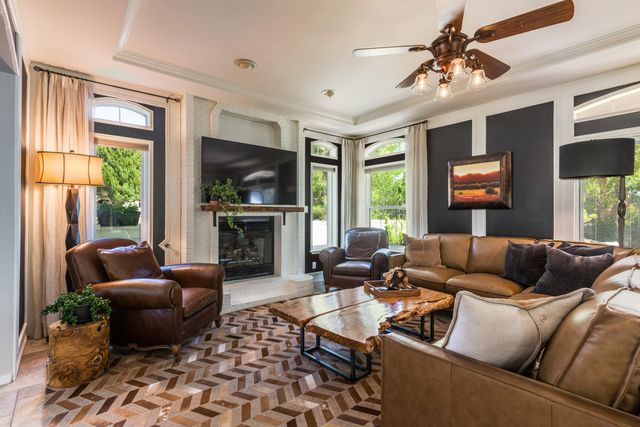 10032 Bridgepointe Court NE, Albuquerque, NM 87111