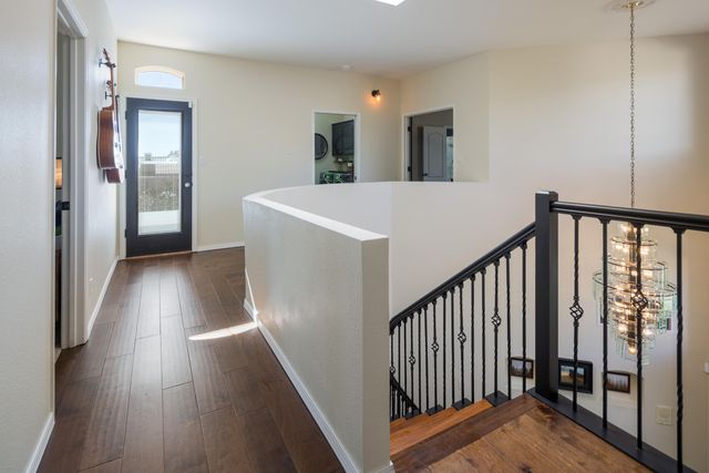 10032 Bridgepointe Court NE, Albuquerque, NM 87111