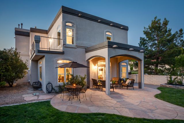 10032 Bridgepointe Court NE, Albuquerque, NM 87111