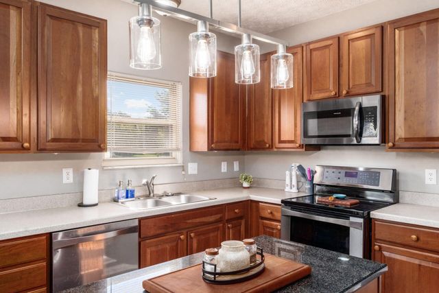 5600 Deergrass Court, Grove City, OH 43123