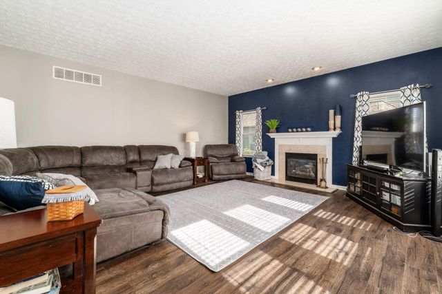 5600 Deergrass Court, Grove City, OH 43123