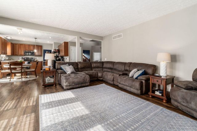 5600 Deergrass Court, Grove City, OH 43123
