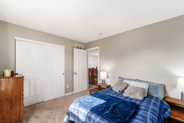 5600 Deergrass Court, Grove City, OH 43123