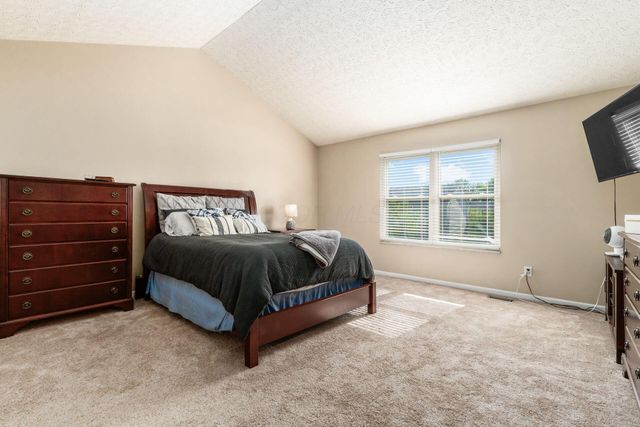 5600 Deergrass Court, Grove City, OH 43123