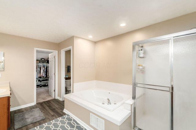 5600 Deergrass Court, Grove City, OH 43123
