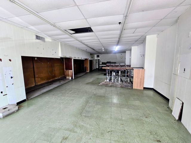 5283 N Elston Avenue, Chicago, IL 60630