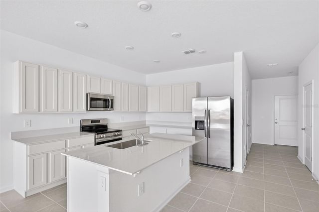 391 SOL VISTA DRIVE, Dundee, FL 33838