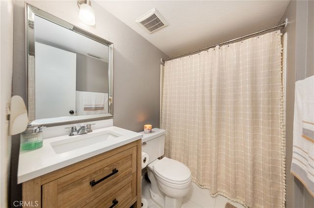 870 Falcon Lane, Redlands, CA 92374