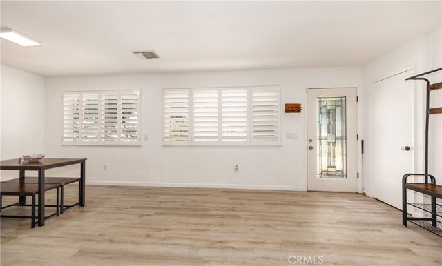 870 Falcon Lane, Redlands, CA 92374