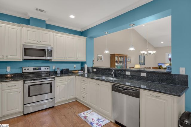 65 Hillsborough Drive, Anderson, SC 29621