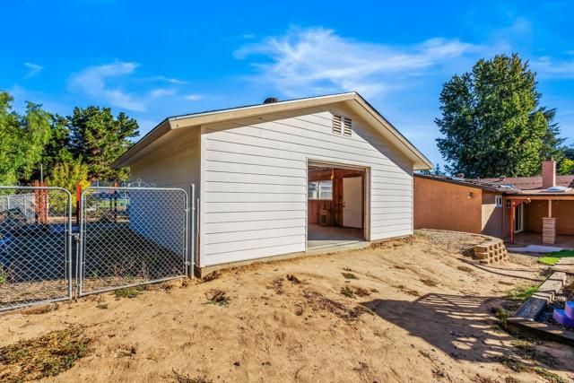 1105 Via Prado, Fallbrook, CA 92028
