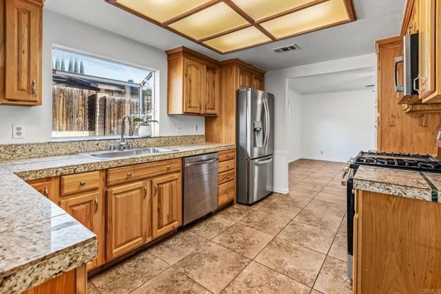 1105 Via Prado, Fallbrook, CA 92028