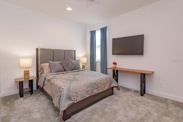 1231 FOLTZ LOOP, Oakland, FL 34787