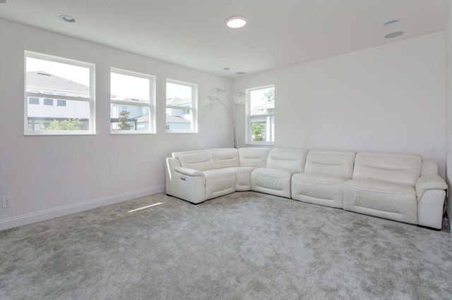 1231 FOLTZ LOOP, Oakland, FL 34787