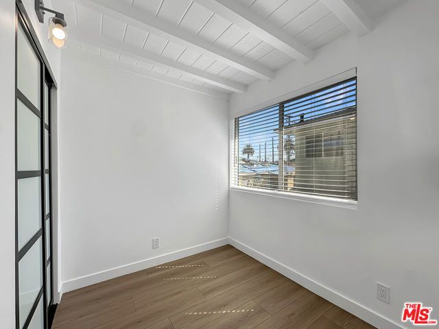 215 W Plymouth Street, Inglewood, CA 90302