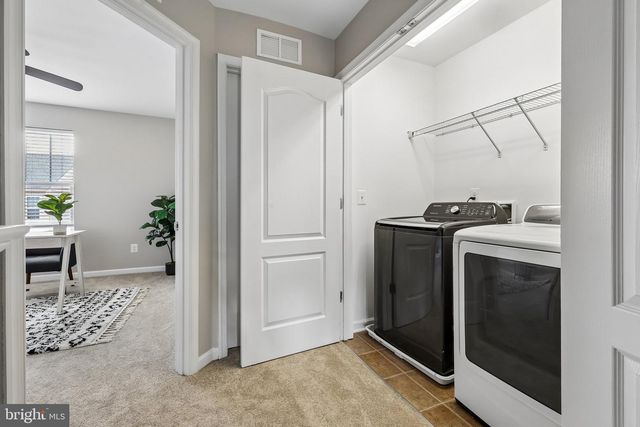 5 COULTER LN, Stafford, VA 22554