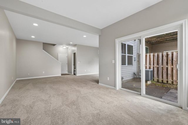 5 COULTER LN, Stafford, VA 22554