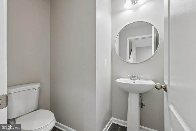 5 COULTER LN, Stafford, VA 22554