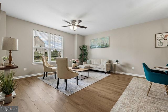 5 COULTER LN, Stafford, VA 22554