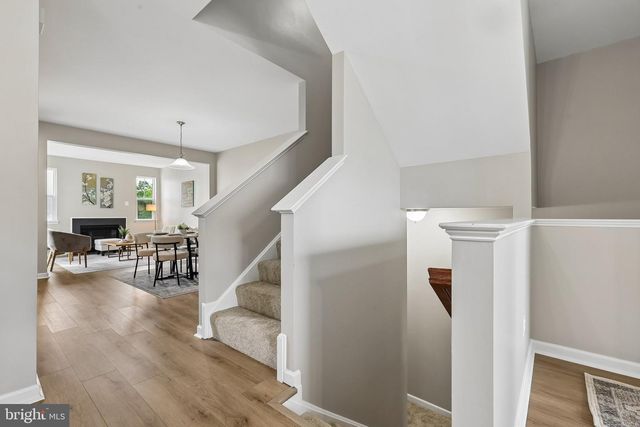 5 COULTER LN, Stafford, VA 22554