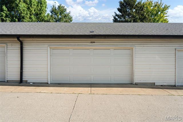 4246 Olive Street, St Louis, MO 63108