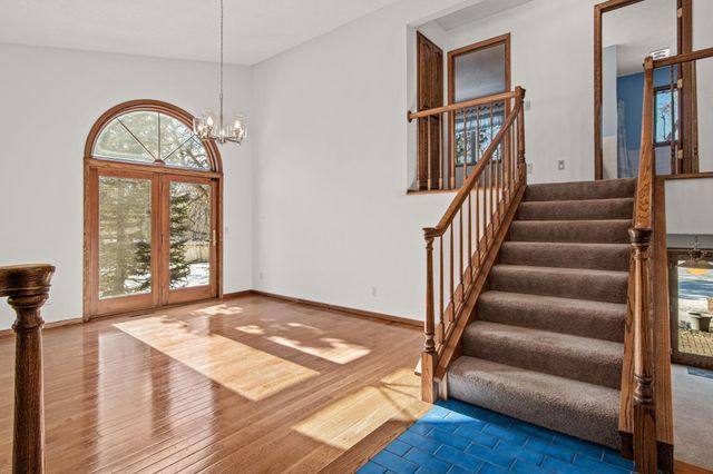 11010 40th Place N, Plymouth, MN 55441