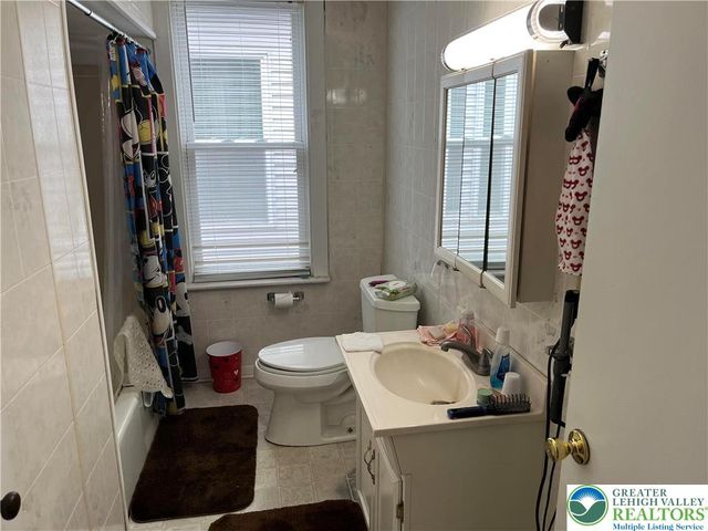 1516 Lehigh Street, Wilson Boro, PA 18042