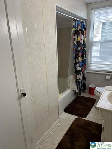 1516 Lehigh Street, Wilson Boro, PA 18042