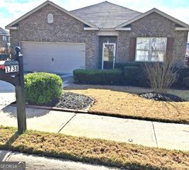 1738 Blue Heron Way, Hampton, GA 30228