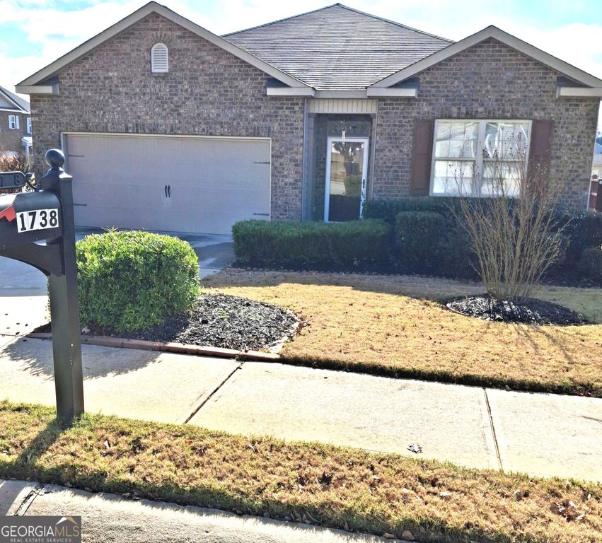 1738 Blue Heron Way, Hampton, GA 30228