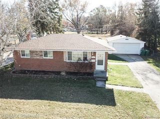 28979 Bock Street, Garden City, MI 48135