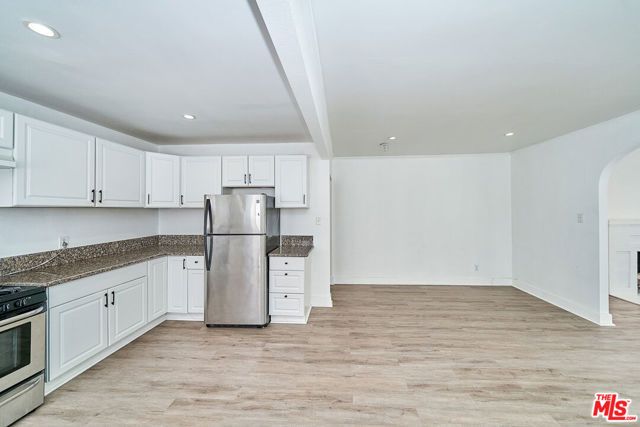1329 S TREMAINE Avenue, Los Angeles, CA 90019
