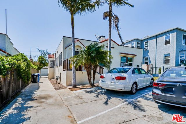 1329 S TREMAINE Avenue, Los Angeles, CA 90019