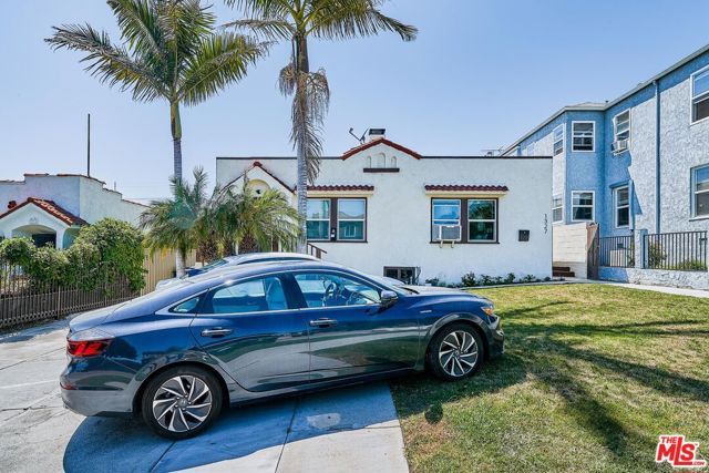 1329 S TREMAINE Avenue, Los Angeles, CA 90019