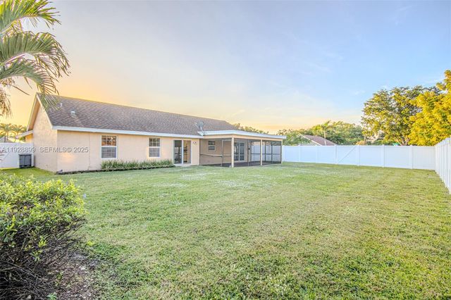 22482 Blue Marlin Dr, Boca Raton, FL 33428