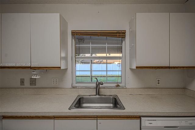 22482 Blue Marlin Dr, Boca Raton, FL 33428