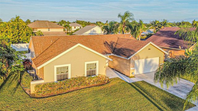 22482 Blue Marlin Dr, Boca Raton, FL 33428