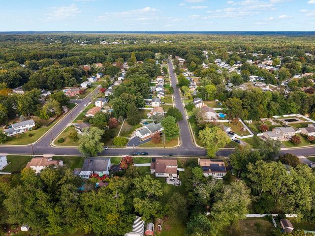 47 Old Bridge Drive, Howell, NJ 07731
