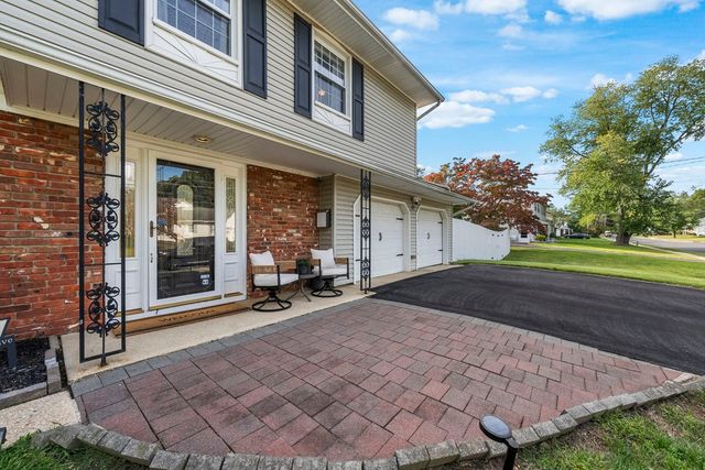47 Old Bridge Drive, Howell, NJ 07731