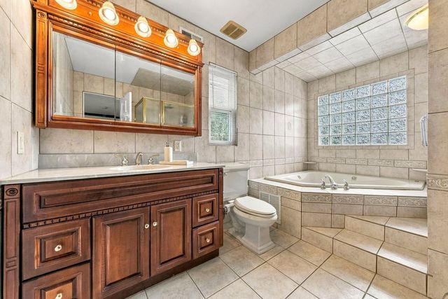 47 Old Bridge Drive, Howell, NJ 07731