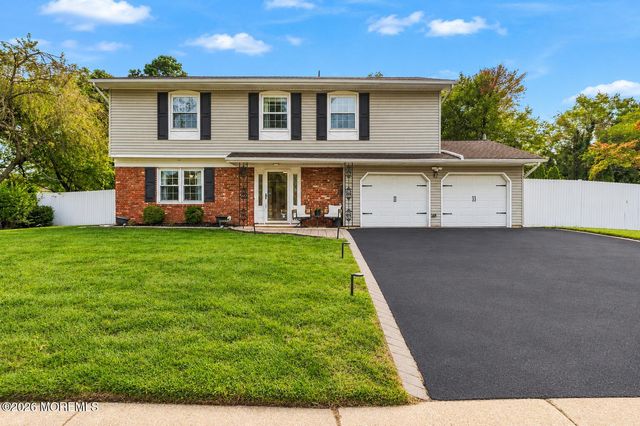 47 Old Bridge Drive, Howell, NJ 07731