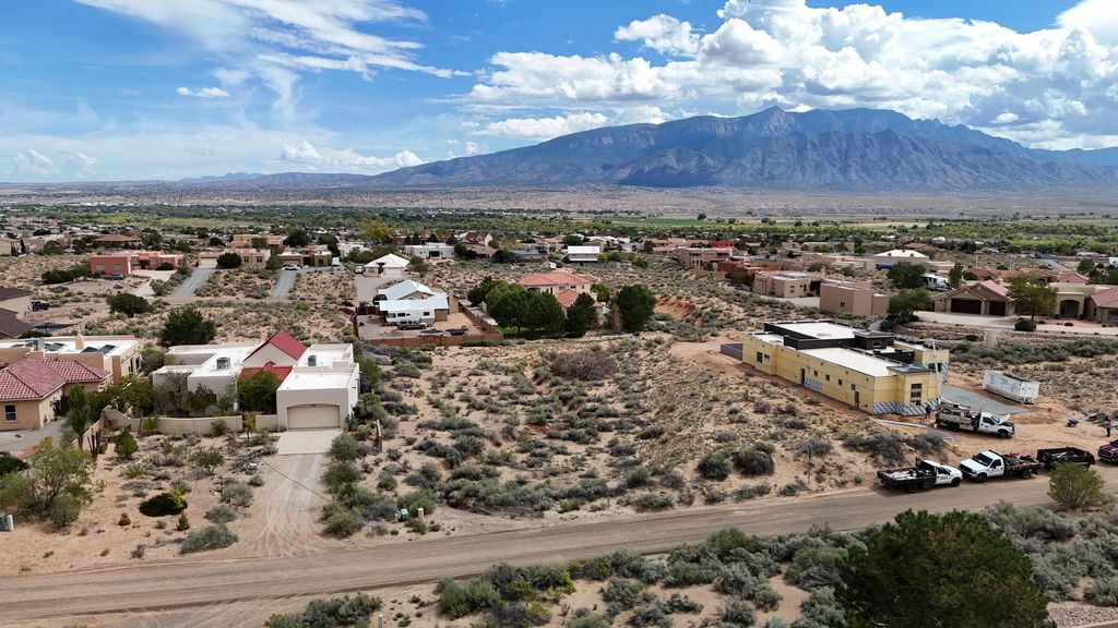 2516 Saltillo Road NE, Rio Rancho, NM 87144