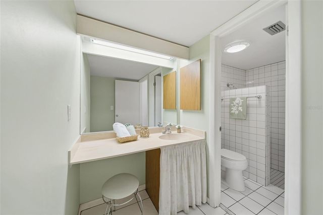 4129 NORTHMEADOW CIRCLE, Tampa, FL 33618