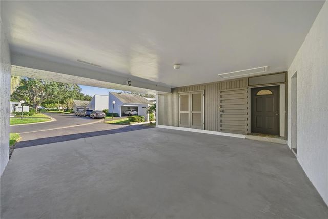 4129 NORTHMEADOW CIRCLE, Tampa, FL 33618