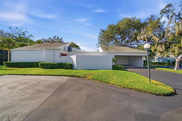 4129 NORTHMEADOW CIRCLE, Tampa, FL 33618